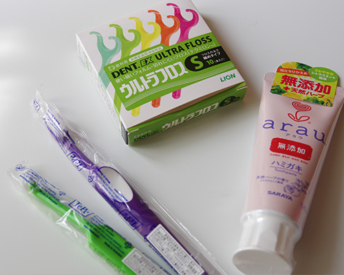歯ブラシ・タフトブラシ・Y字フロス・歯磨き粉