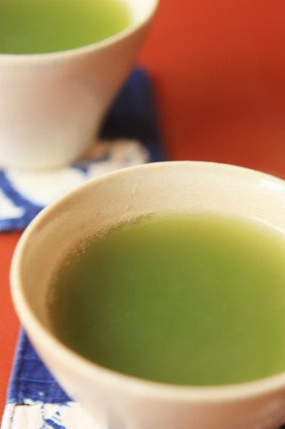 カテキンを含む緑茶