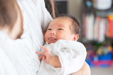 生後3か月で皮脂が減る赤ちゃん
