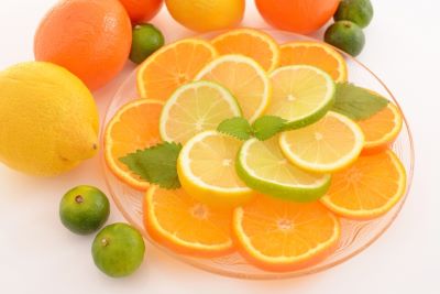 ソラレンを豊富に含む柑橘類